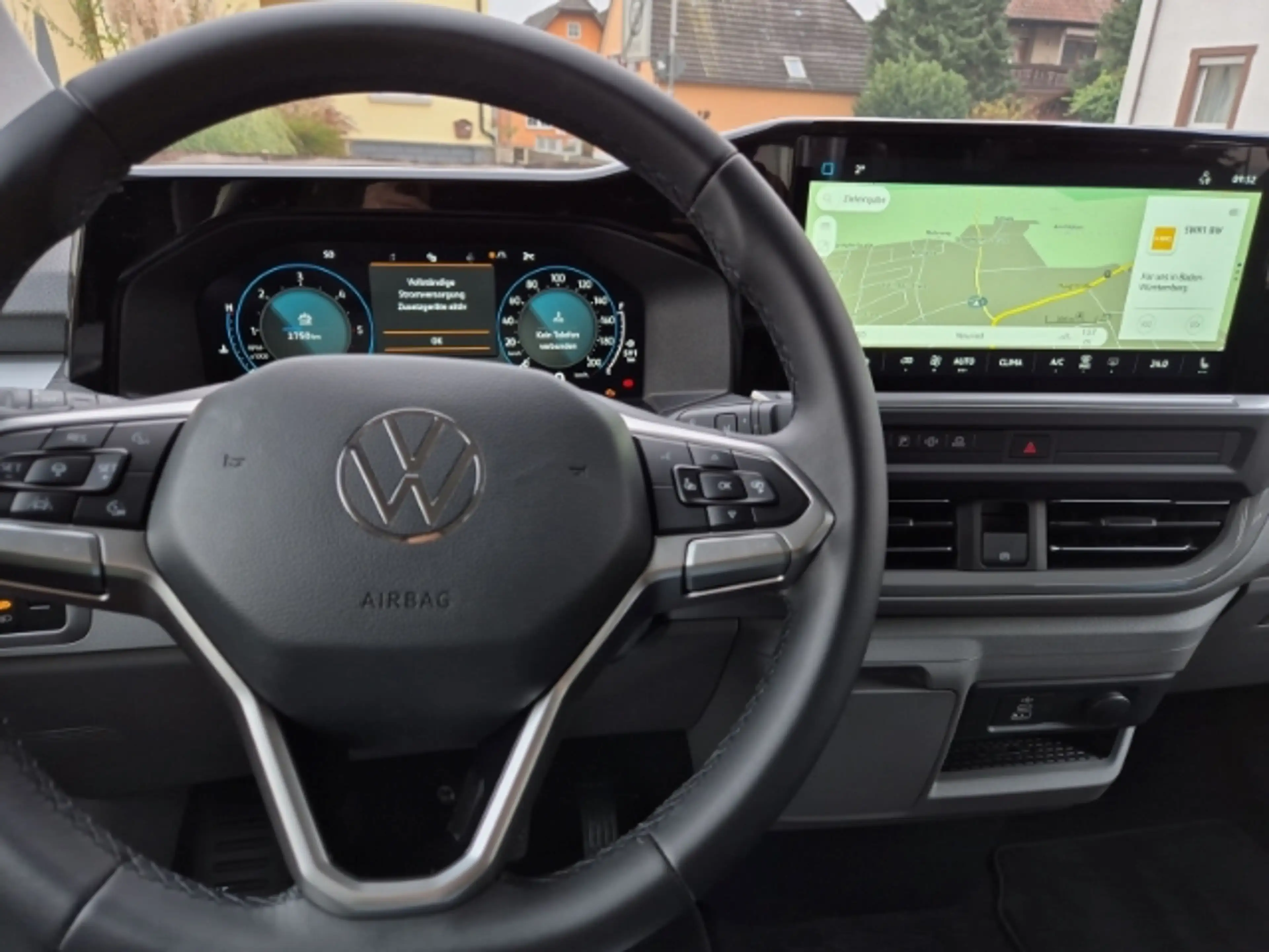 Volkswagen T7 Caravelle *Life* 2.0 TDi Automatic *LED*Navi*AHK* — photo 13