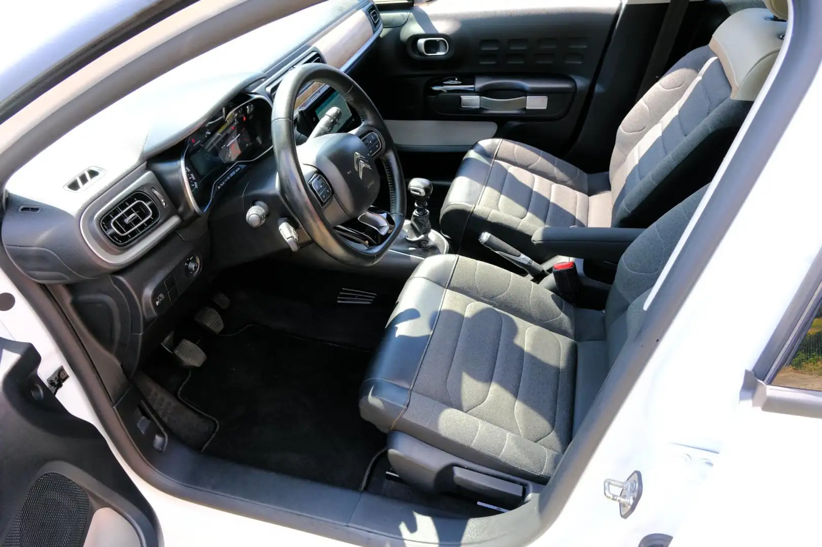 Citroen C3 1.5 BlueHDi S&S Feel Navi|Cam |1e Eig|Clima Wit - 2