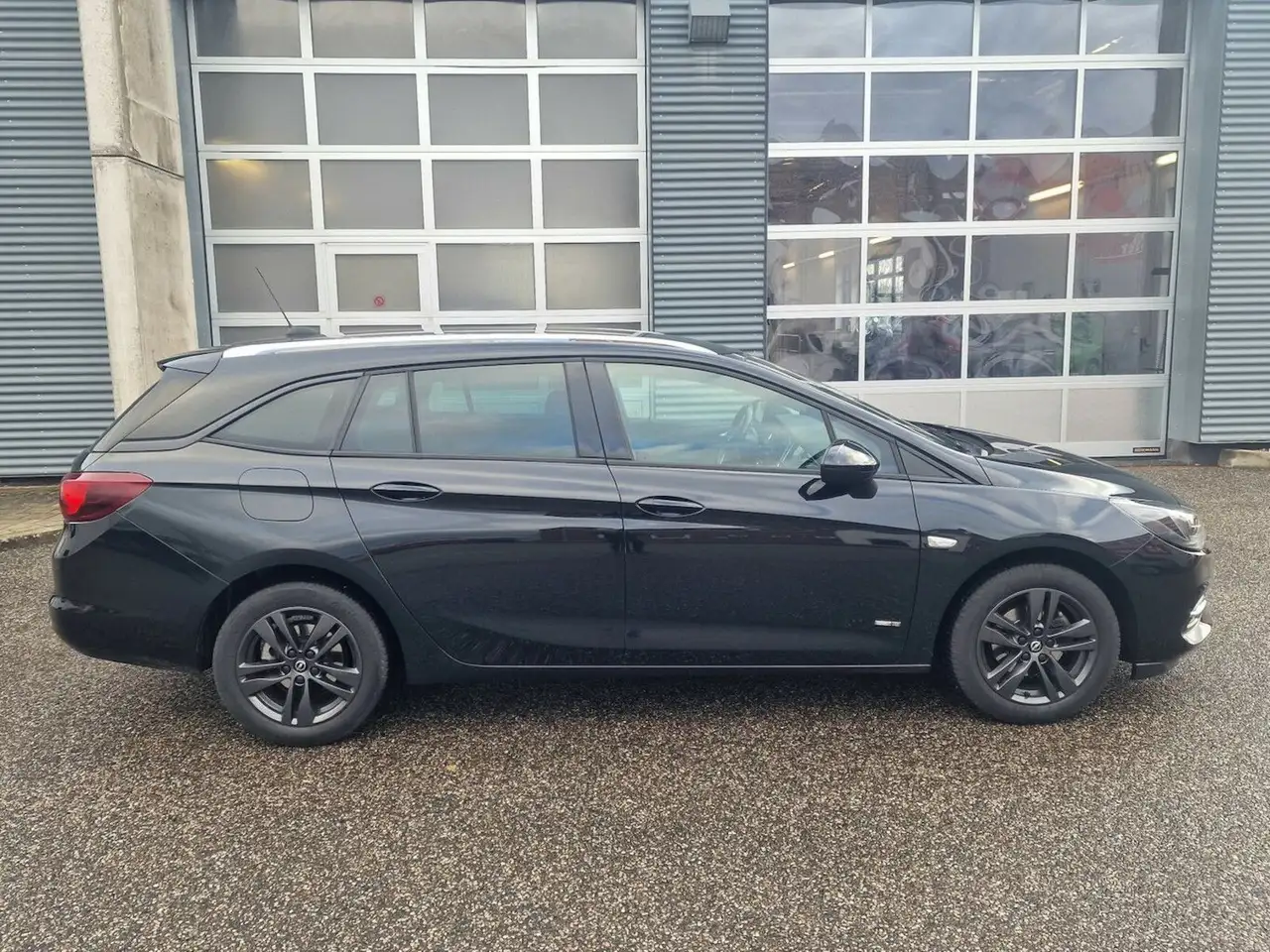 Opel Astra 1.2 Sports Tourer Klimaauto NAVI AHK LED, миниатюра 3