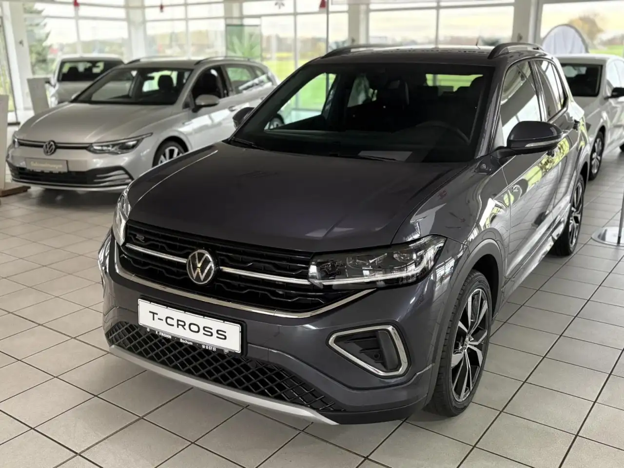 Volkswagen T-Cross 1.5 TSI 110 kW R-Line Klima Rückfahrkamera 2