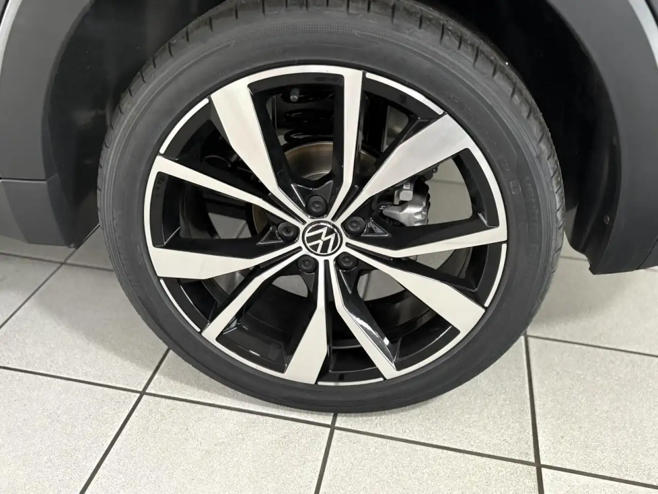 Volkswagen T-Cross 1.5 TSI 110 kW R-Line Klima Rückfahrkamera 6