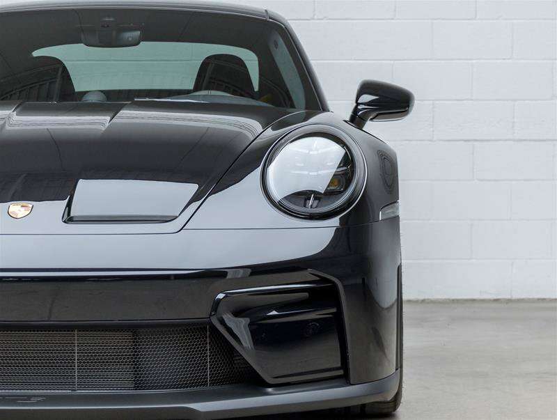 2026 Porsche 911 GT3 Coupe with Touring Package — снимка 1