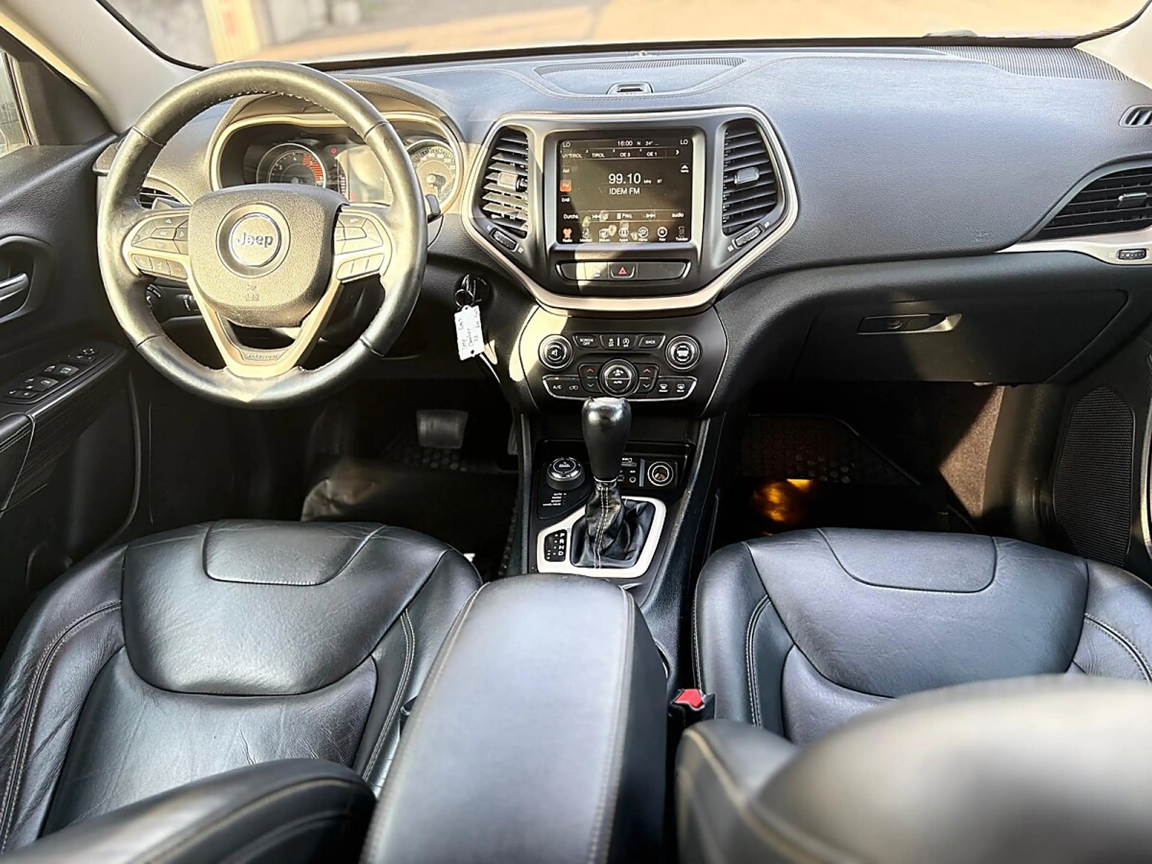 Jeep Cherokee 2,2 MultiJet II AWD Limited Aut.**80.000km** — photo 12