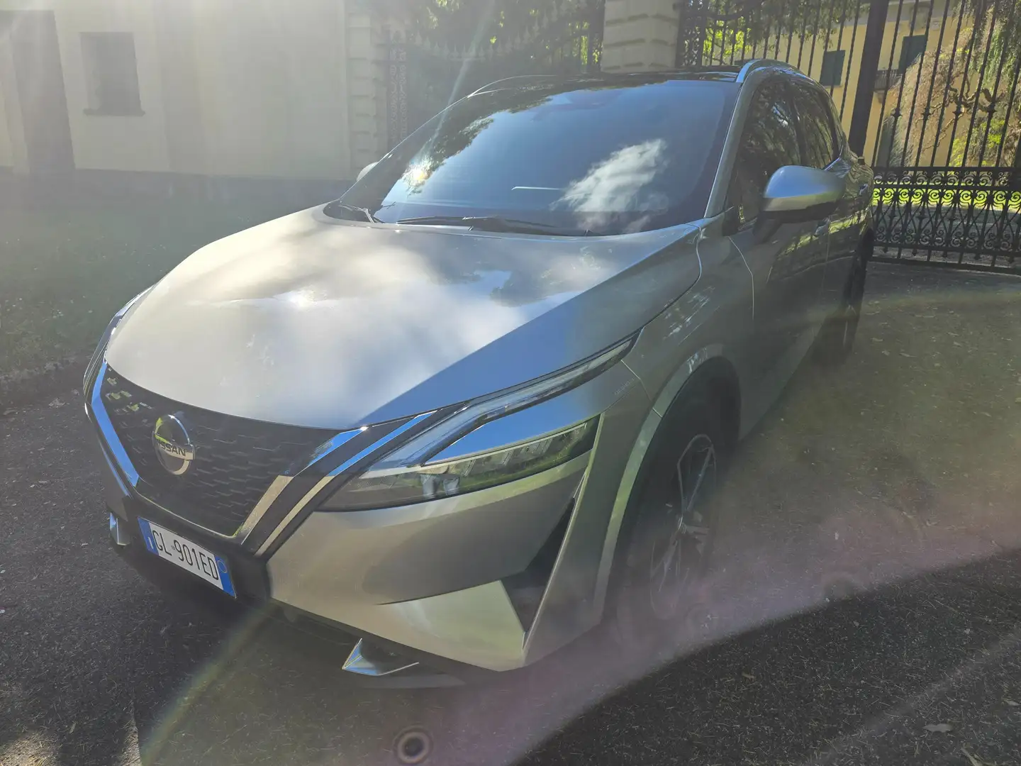 Nissan Qashqai 1.3 mhev Tekna 2wd 140cv  Mild Hybrid Grigio - 2