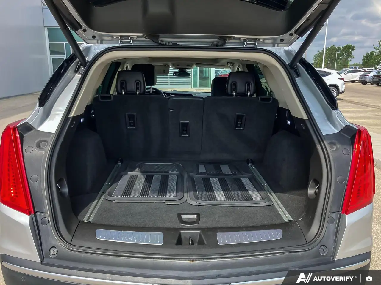 Cadillac XT5 снимка Cadillac XT5