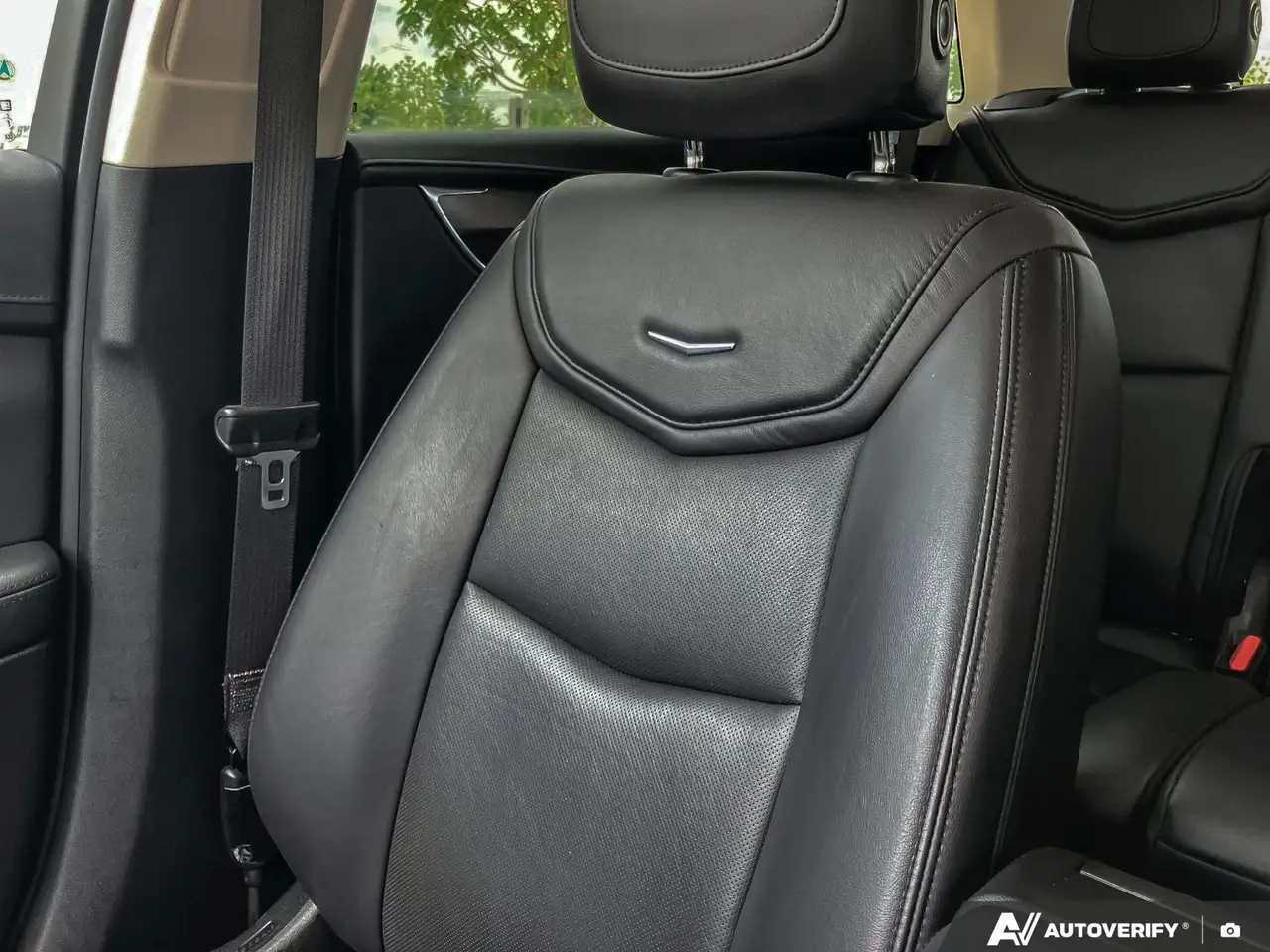 Cadillac XT5 снимка Cadillac XT5