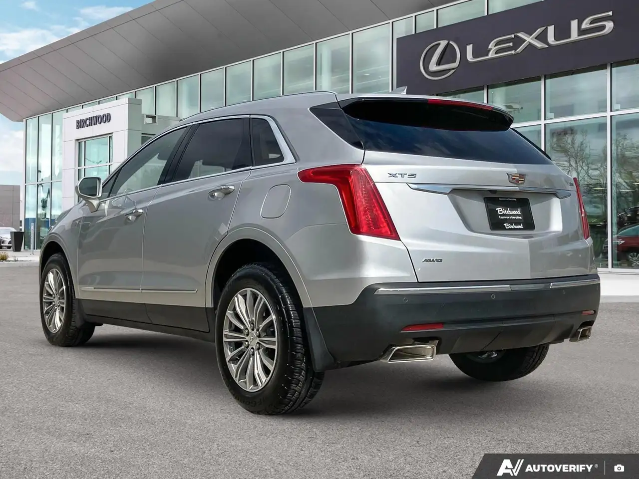 Cadillac XT5 снимка Cadillac XT5