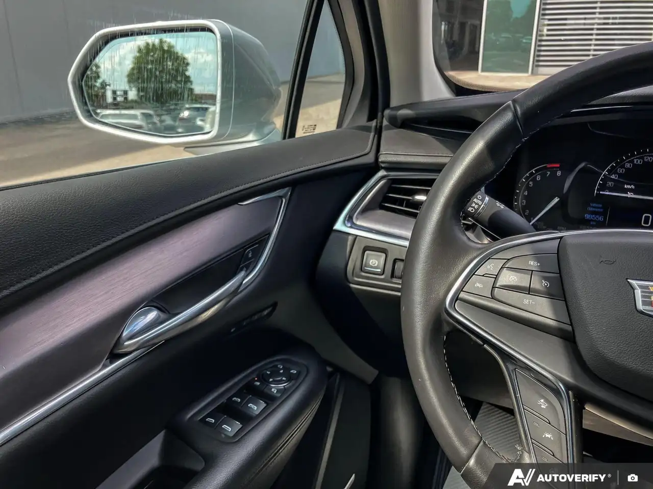 Cadillac XT5 снимка Cadillac XT5