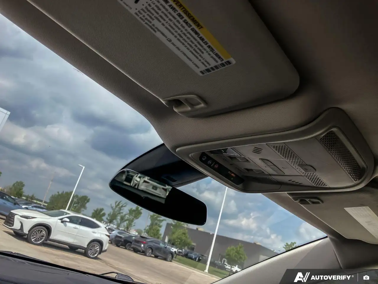 Cadillac XT5 снимка Cadillac XT5