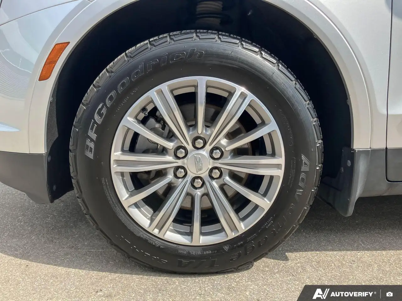 Cadillac XT5 снимка Cadillac XT5