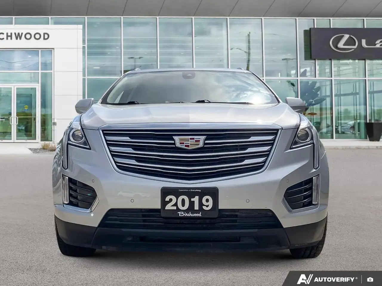Cadillac XT5 снимка Cadillac XT5