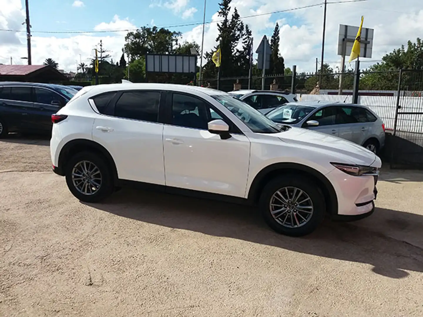 Mazda CX-5 2.2 Skyactiv-D Evolution Navi 2WD 110Kw Fehér - 2