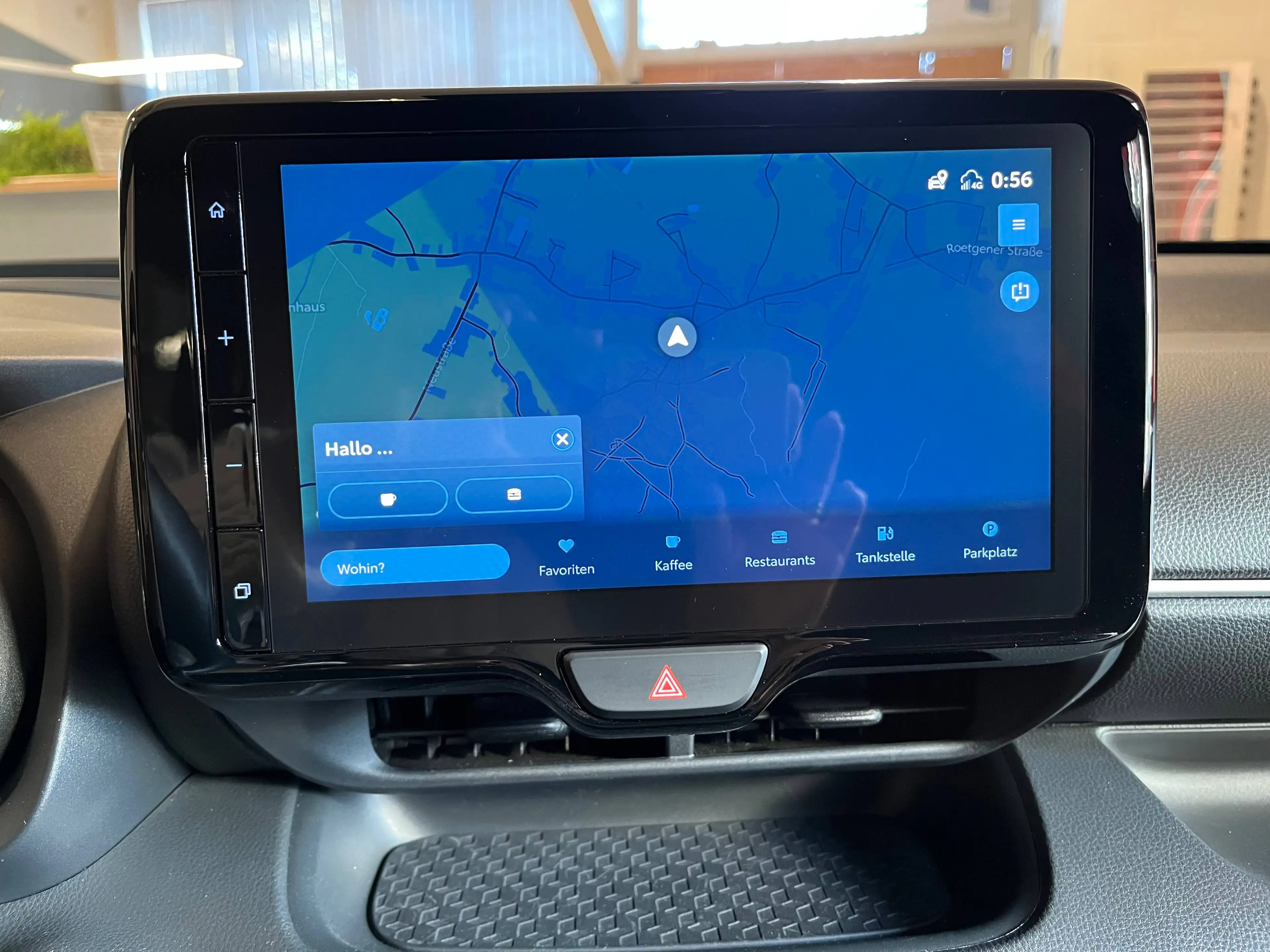 Toyota Yaris STYLE HYBRID — photo 12