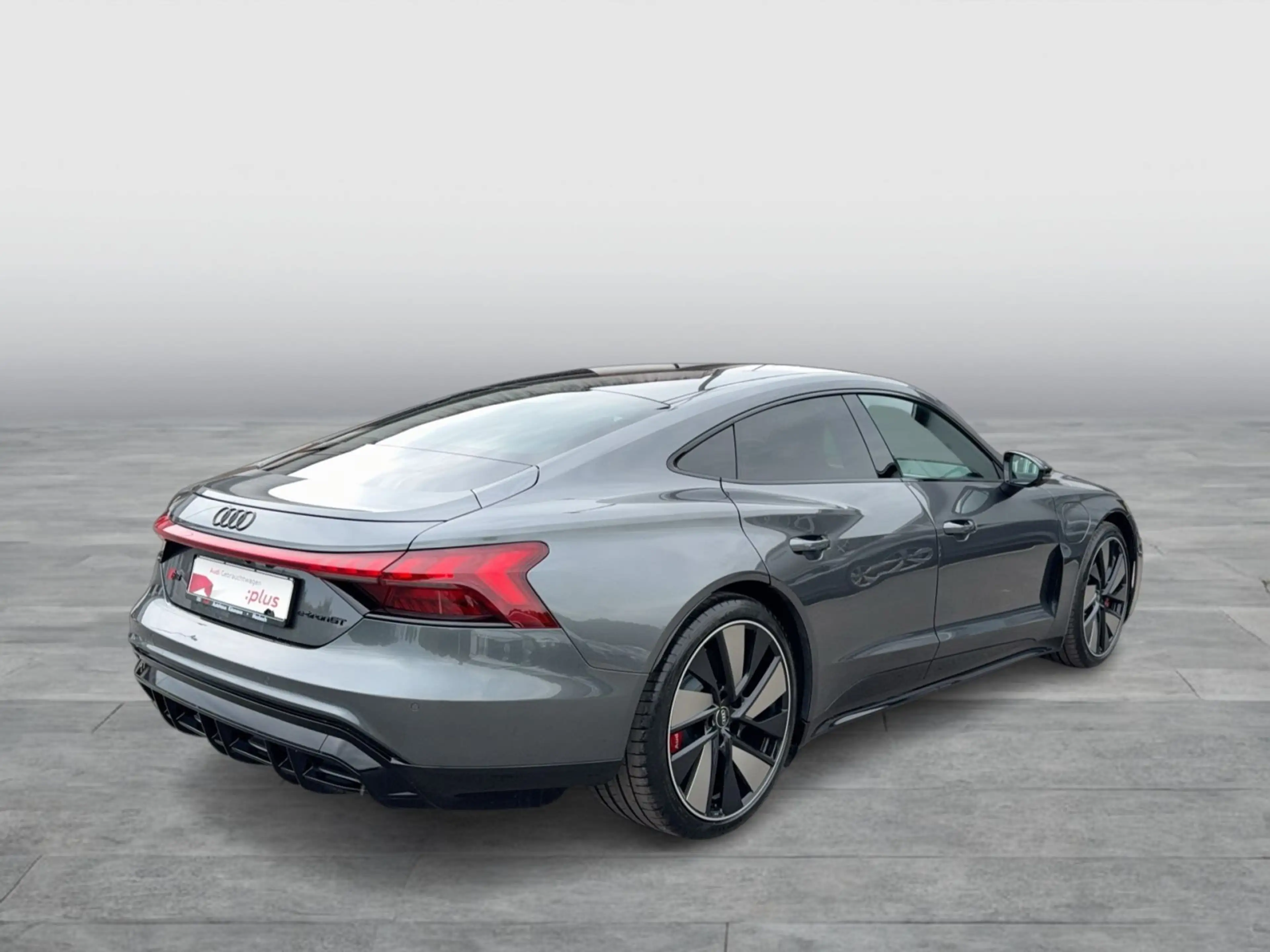 Audi RS e-tron GT quattro MATRIX KAM LUFT PANO SHZ — photo 6