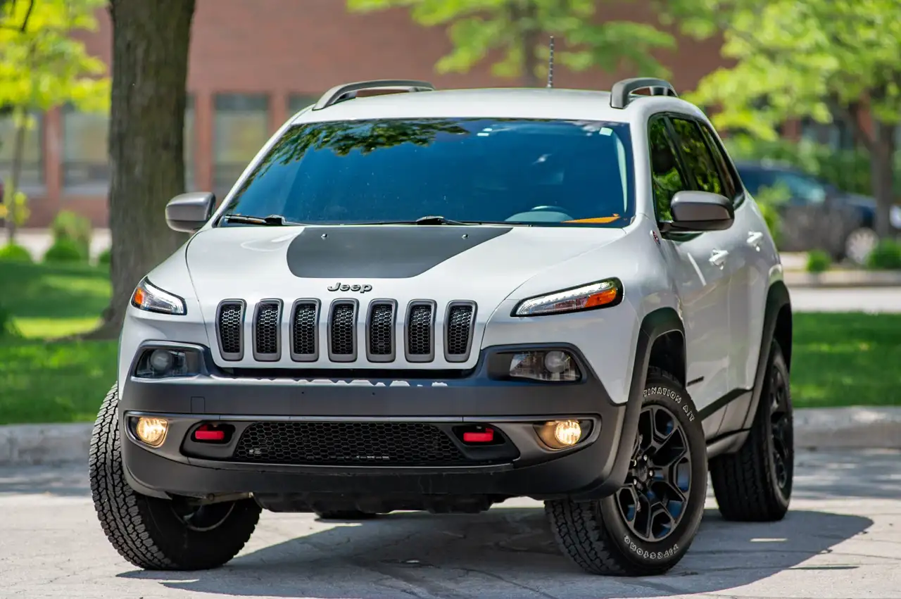 Jeep Cherokee снимка Jeep Cherokee