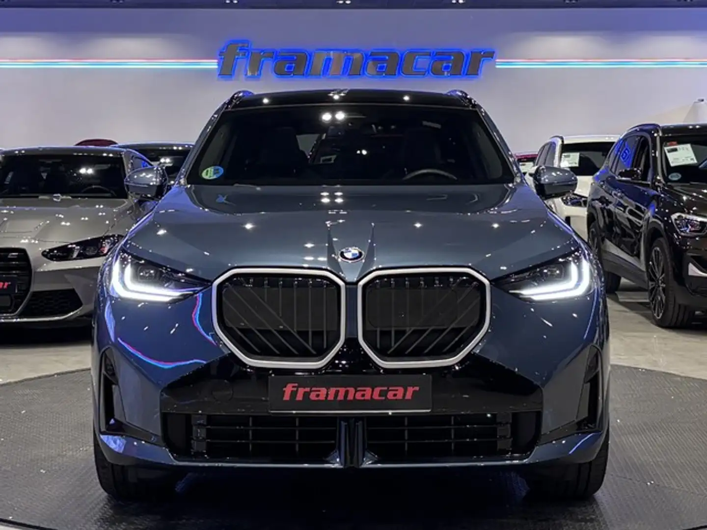 BMW X3 xDrive 20dA Blauw - 2