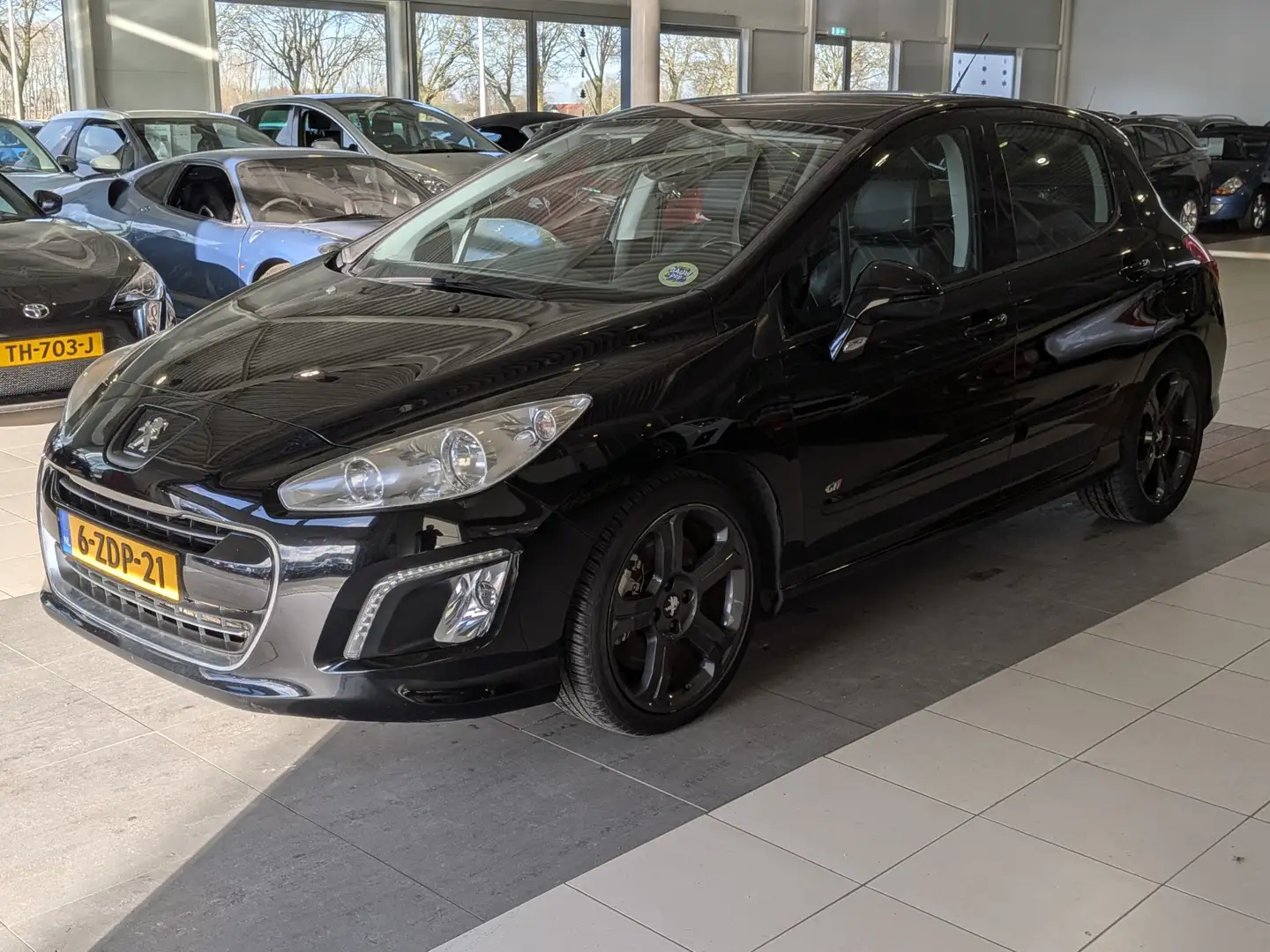 Peugeot 308 1.6 THP GTi Airco, Cruise Control, Stuurbekrachtig Schwarz - 2