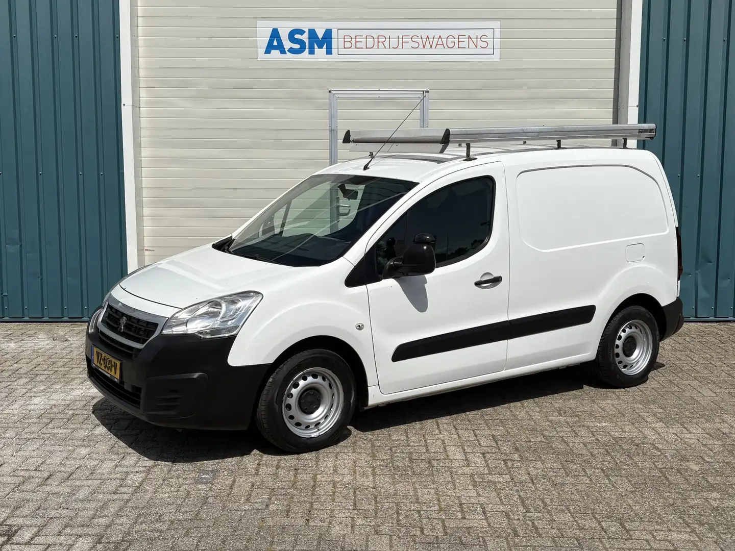 Peugeot Partner 120 1.6 75Pk BlueHDi 75 L1 XR / Cruise / SCHUIFDEU Wit - 1