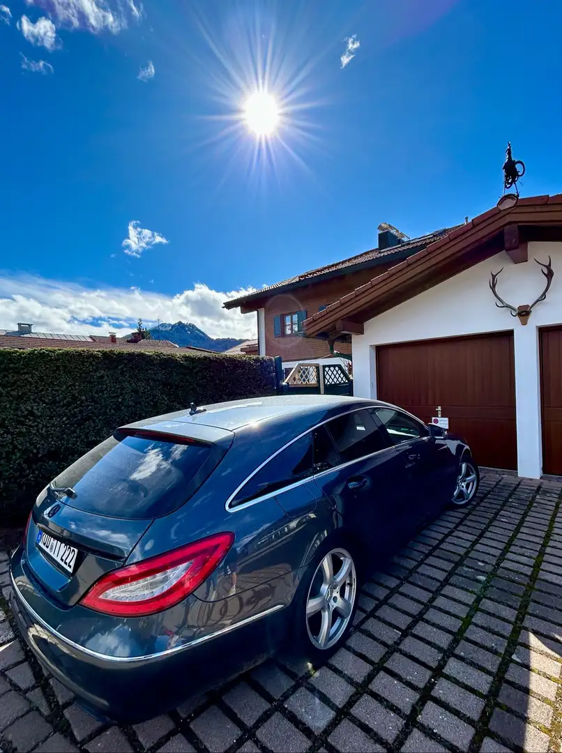 Mercedes-Benz CLS 350 CLS Shooting Brake BlueEFFICIENCY 7G-TRONIC - 2