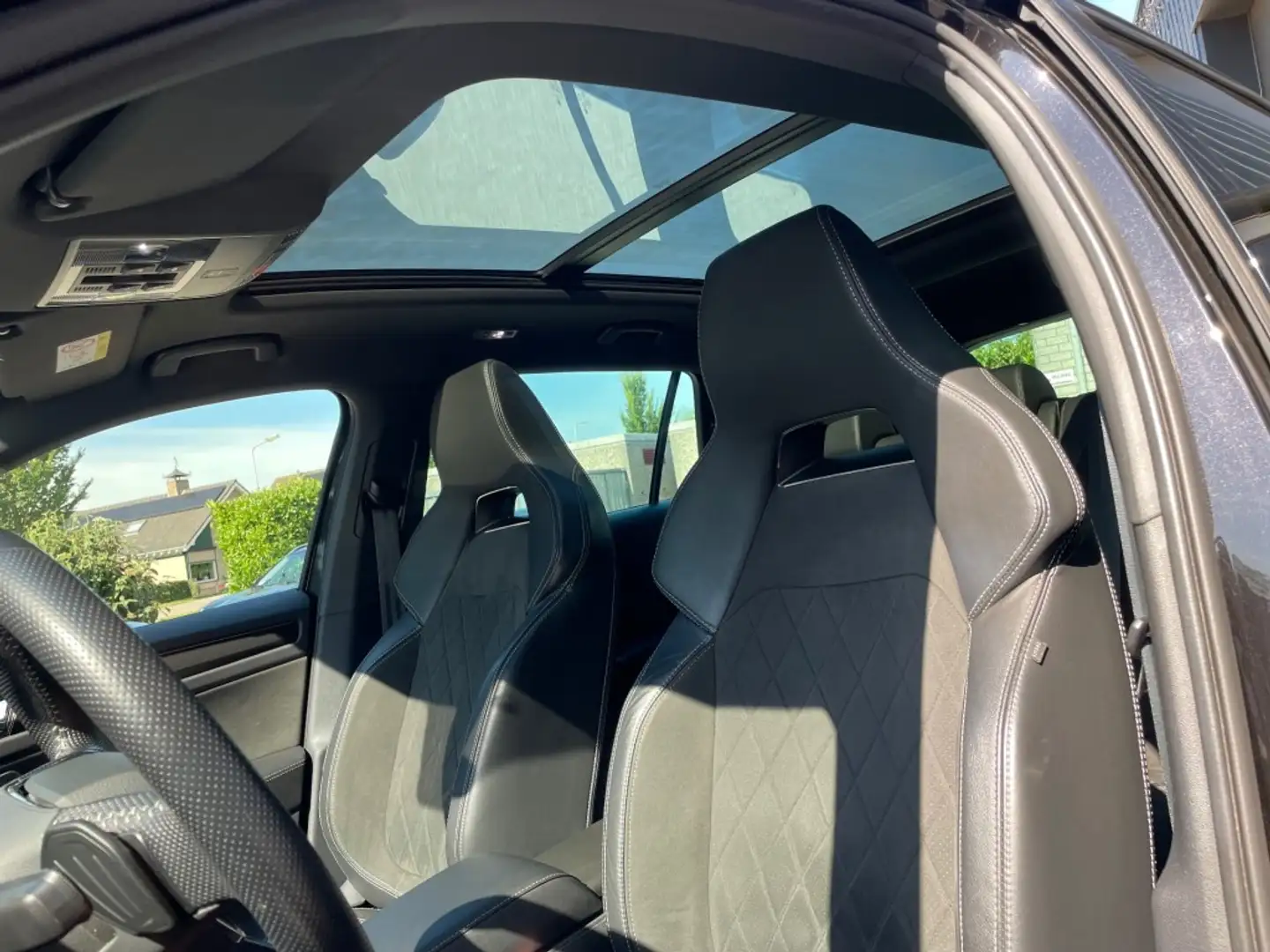 Skoda Kodiaq 1.5 TSI SPORTLINE, Origineel NL, Pano, Stoel/Stuur Zwart - 2