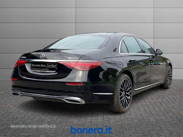 Mercedes-Benz S-Class view 3