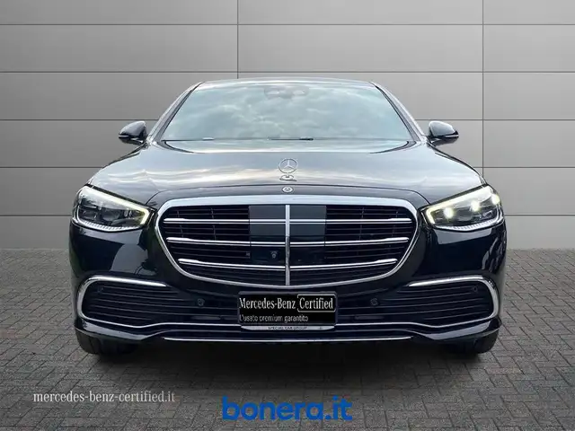 Mercedes-Benz S-Class view 4