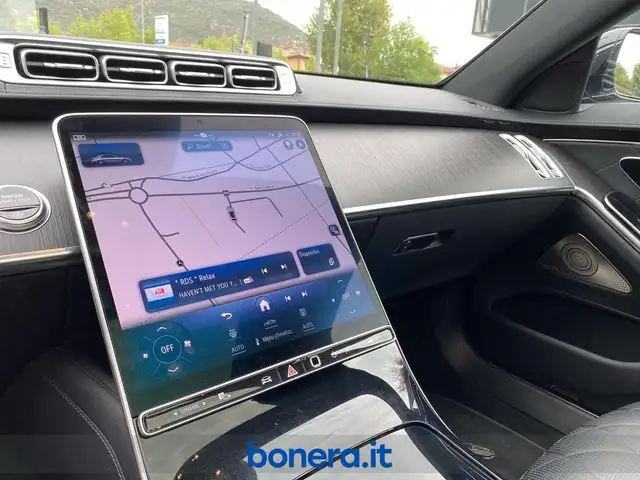 Mercedes-Benz S-Class view 13