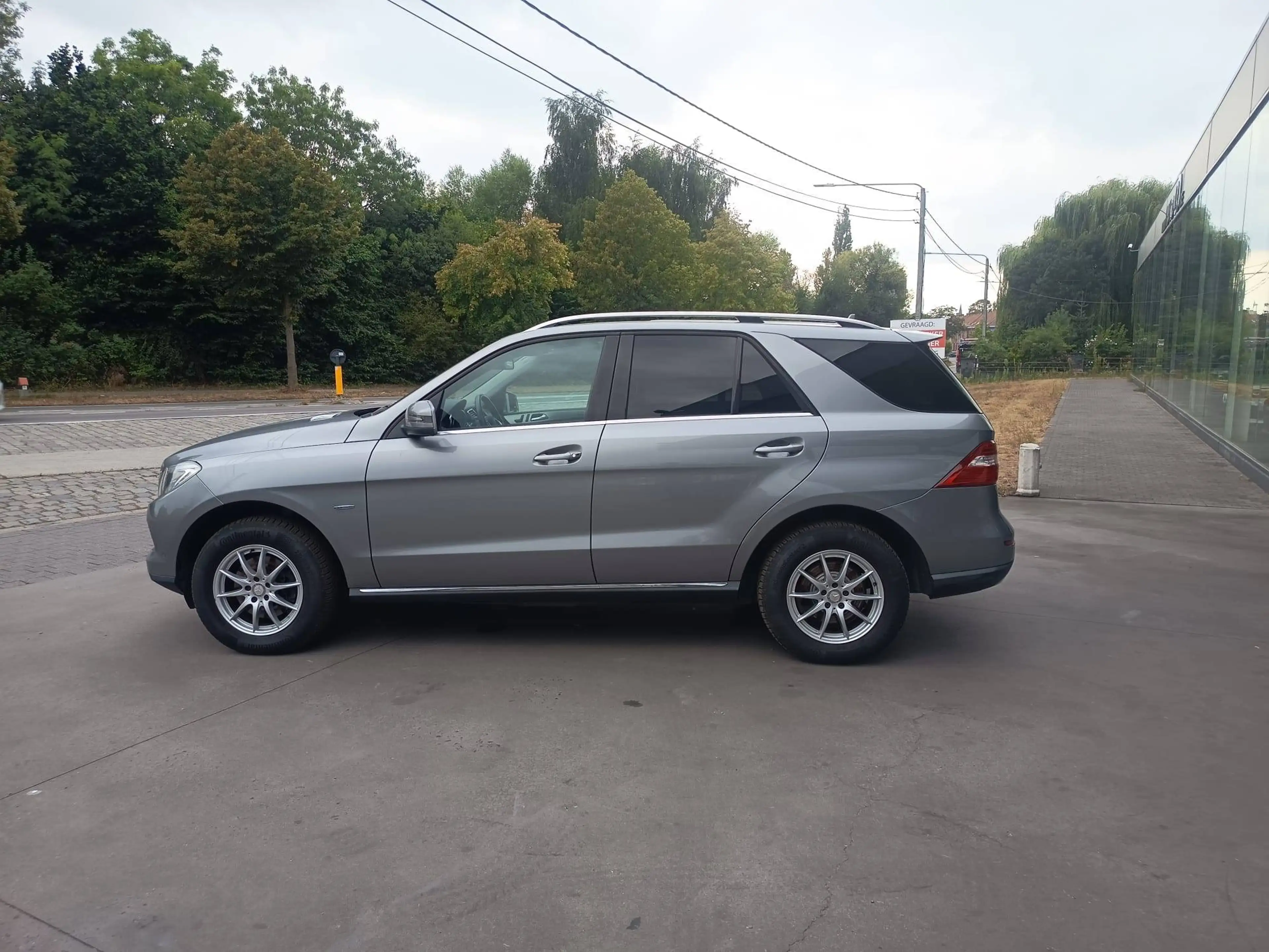 Mercedes-Benz ML 350 ML 350 BlueTEC - 17" - Trekhaak - Automatic — photo 10