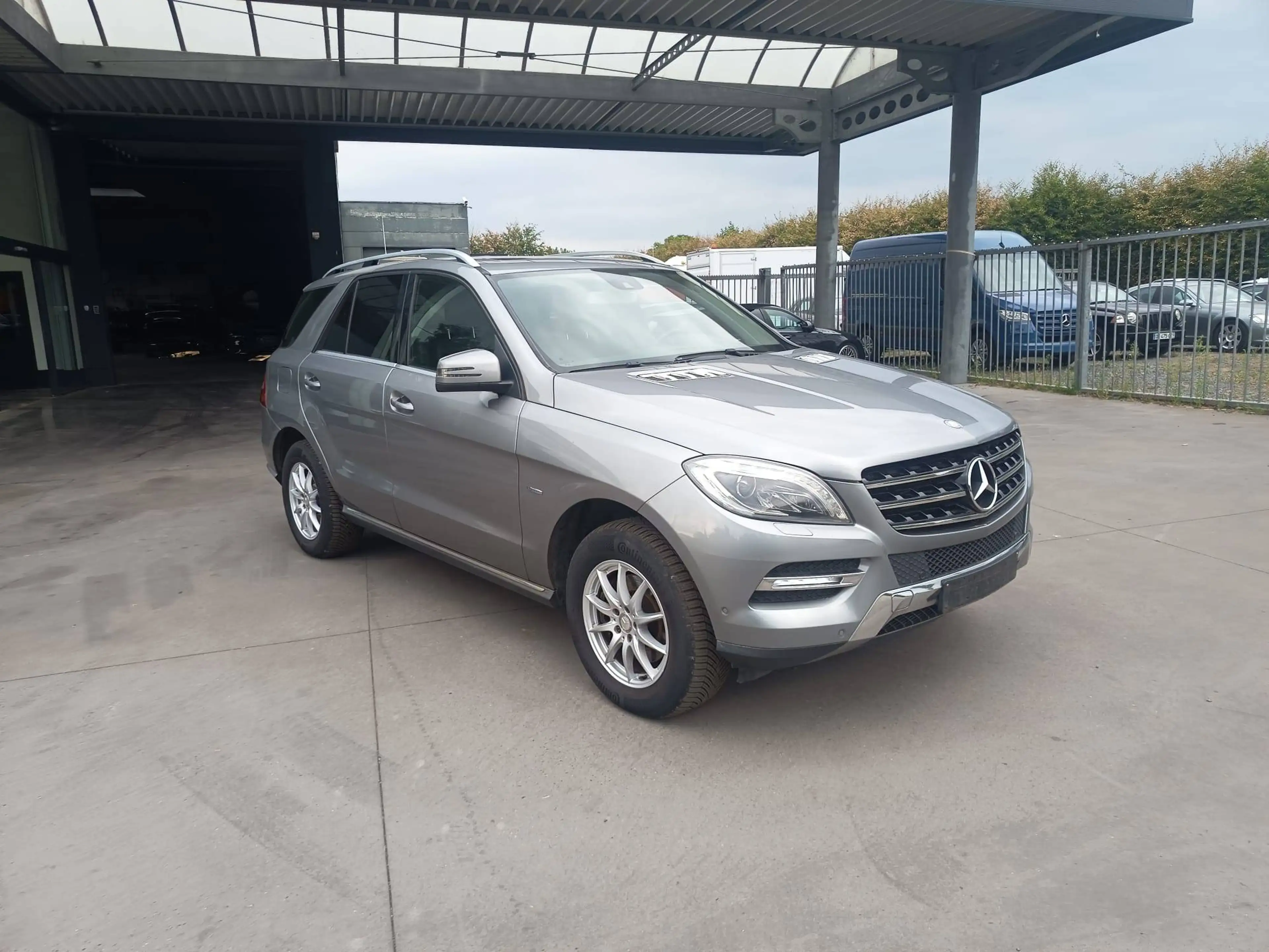 Mercedes-Benz ML 350 ML 350 BlueTEC - 17" - Trekhaak - Automatic — photo 3