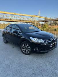 DS 4 1.6 VTi So Chic
