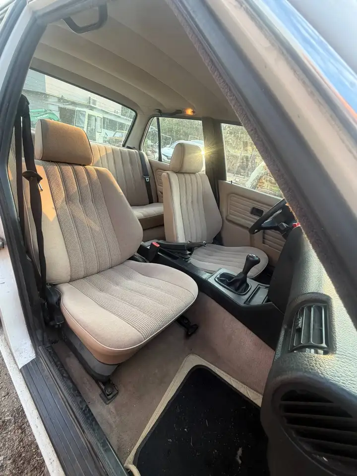 BMW E30, foto 2