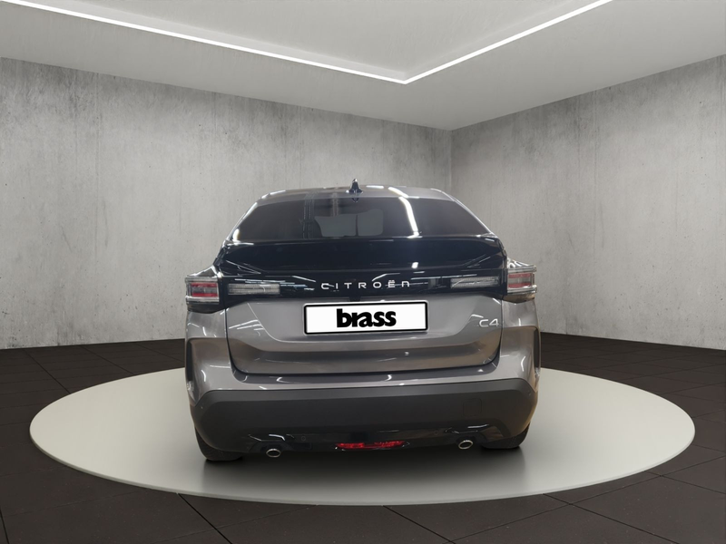 Citroen C4 Hybrid 145 Doppelkupplung 6-Gang MAX — photo 4