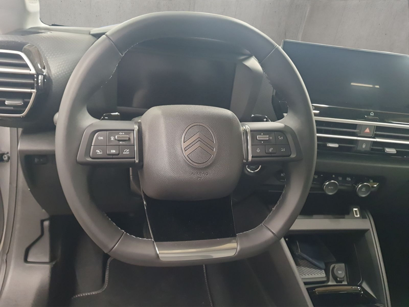 Citroen C4 Hybrid 145 Doppelkupplung 6-Gang MAX — photo 10