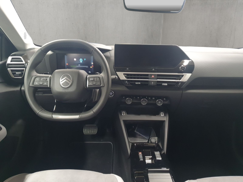 Citroen C4 Hybrid 145 Doppelkupplung 6-Gang MAX — photo 14