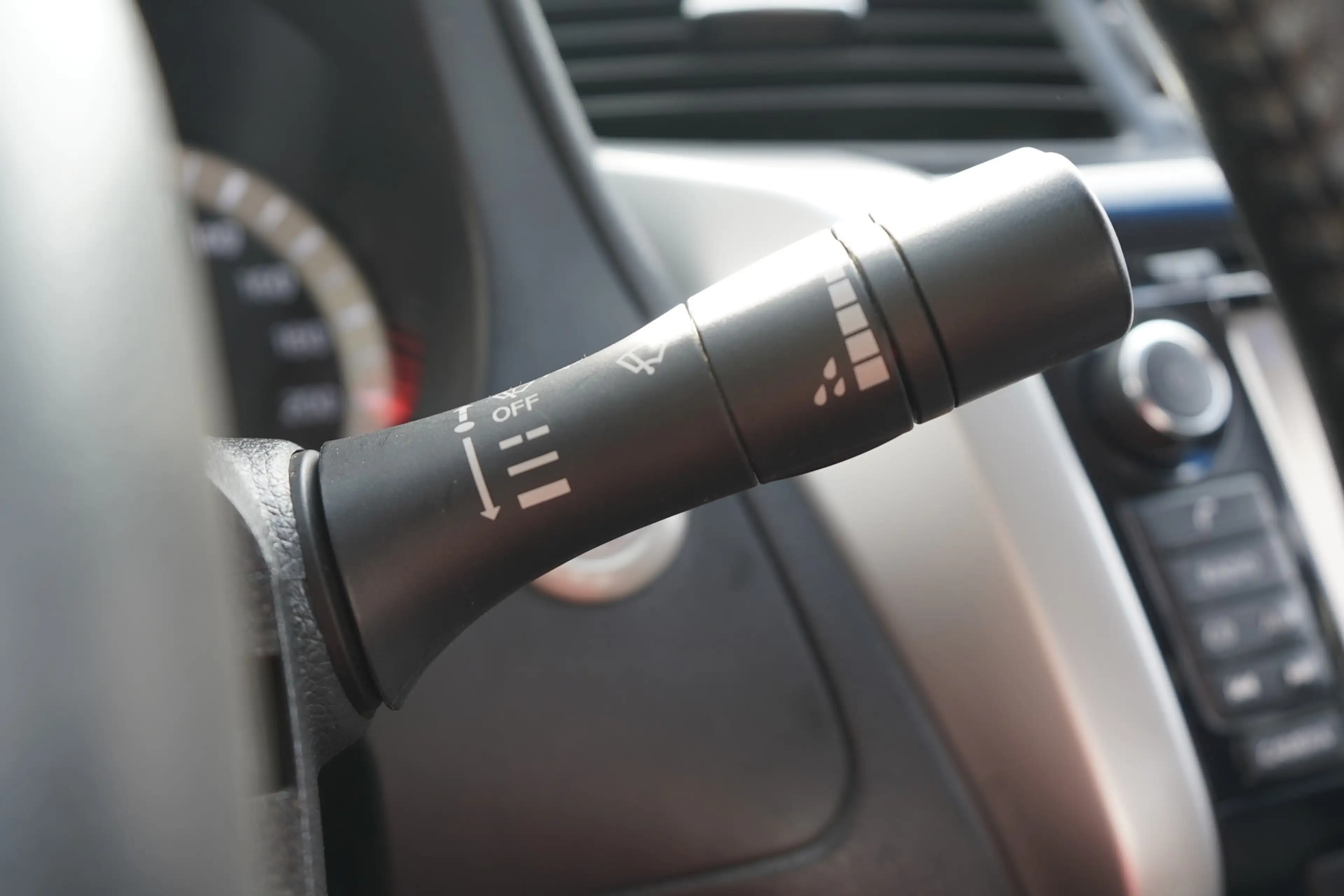 Nissan Navara NP300 2.3 dCi N-Connecta Double Cab Navi 36 — photo 15