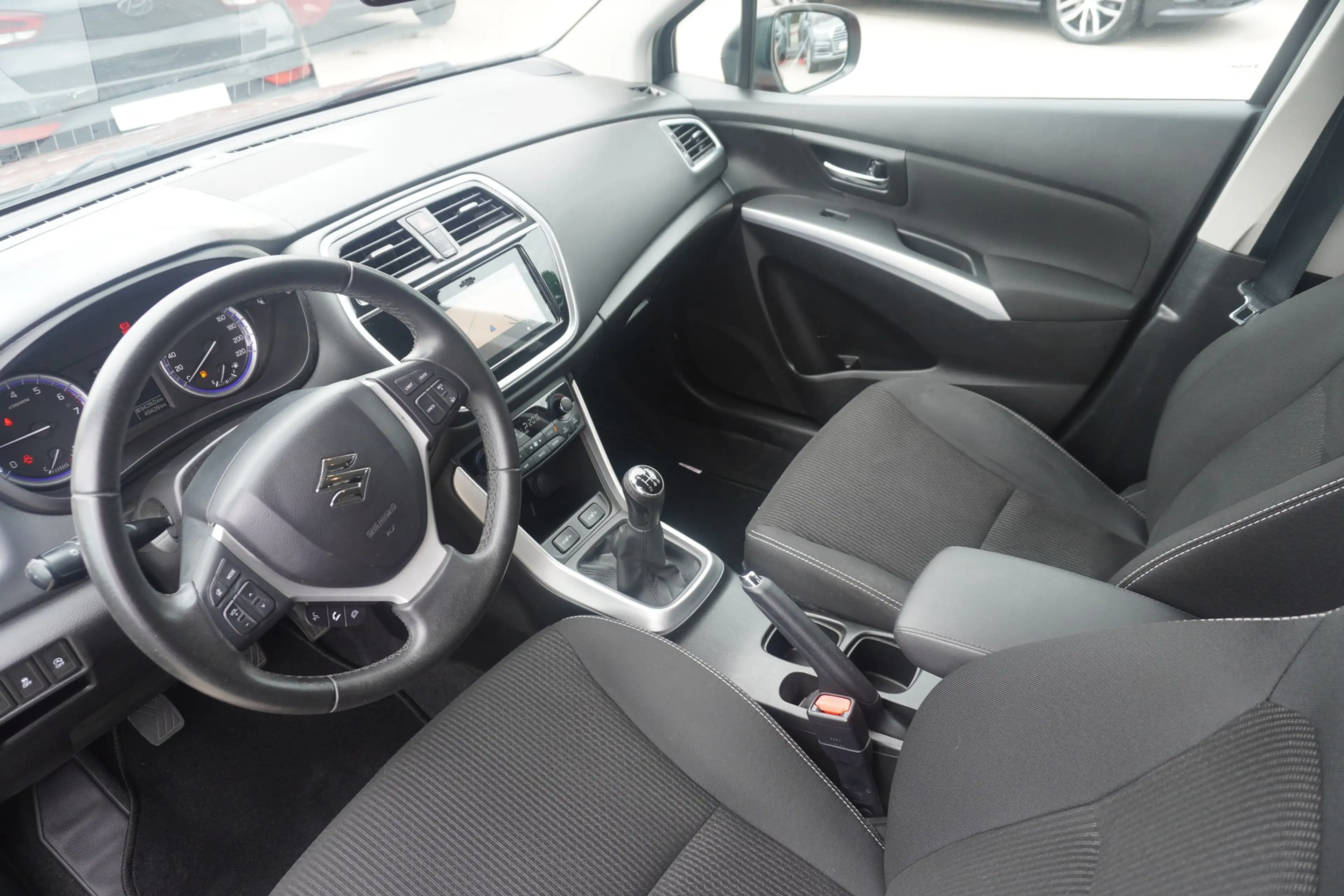 Suzuki SX4 S-Cross 1.0 Club Xenon Navi Sitzheizung — photo 9