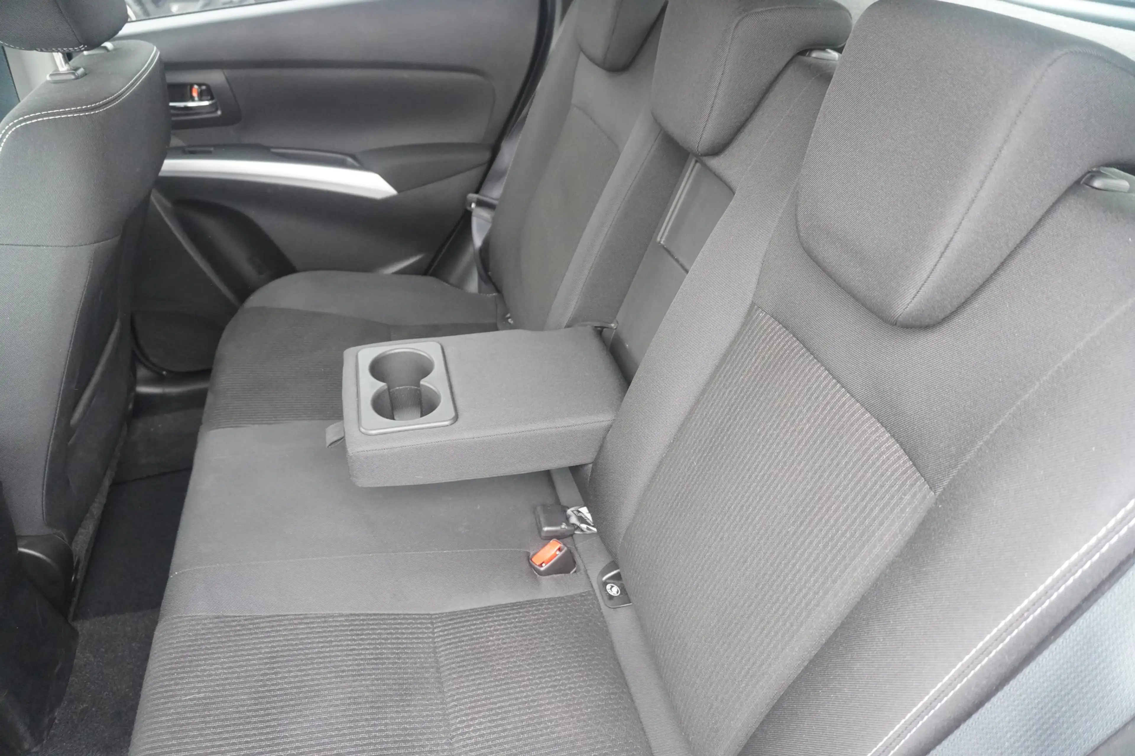 Suzuki SX4 S-Cross 1.0 Club Xenon Navi Sitzheizung — photo 11