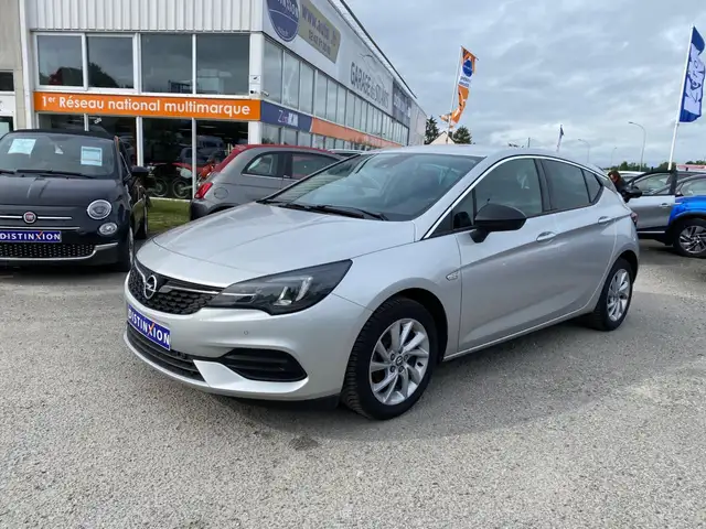 Opel Astra main image