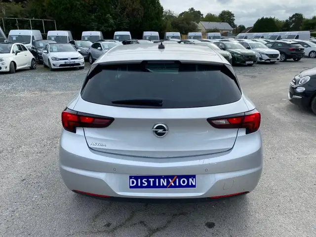 Opel Astra view 20