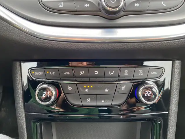 Opel Astra view 14