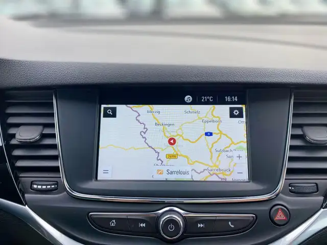 Opel Astra view 11