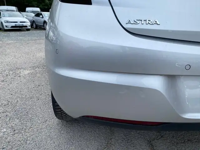 Opel Astra view 22