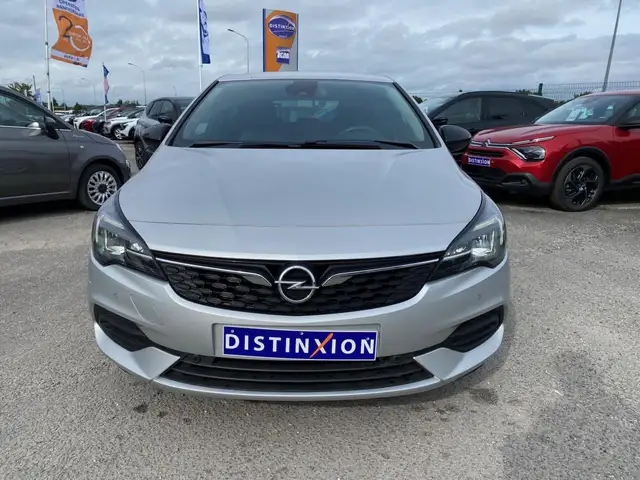 Opel Astra view 18