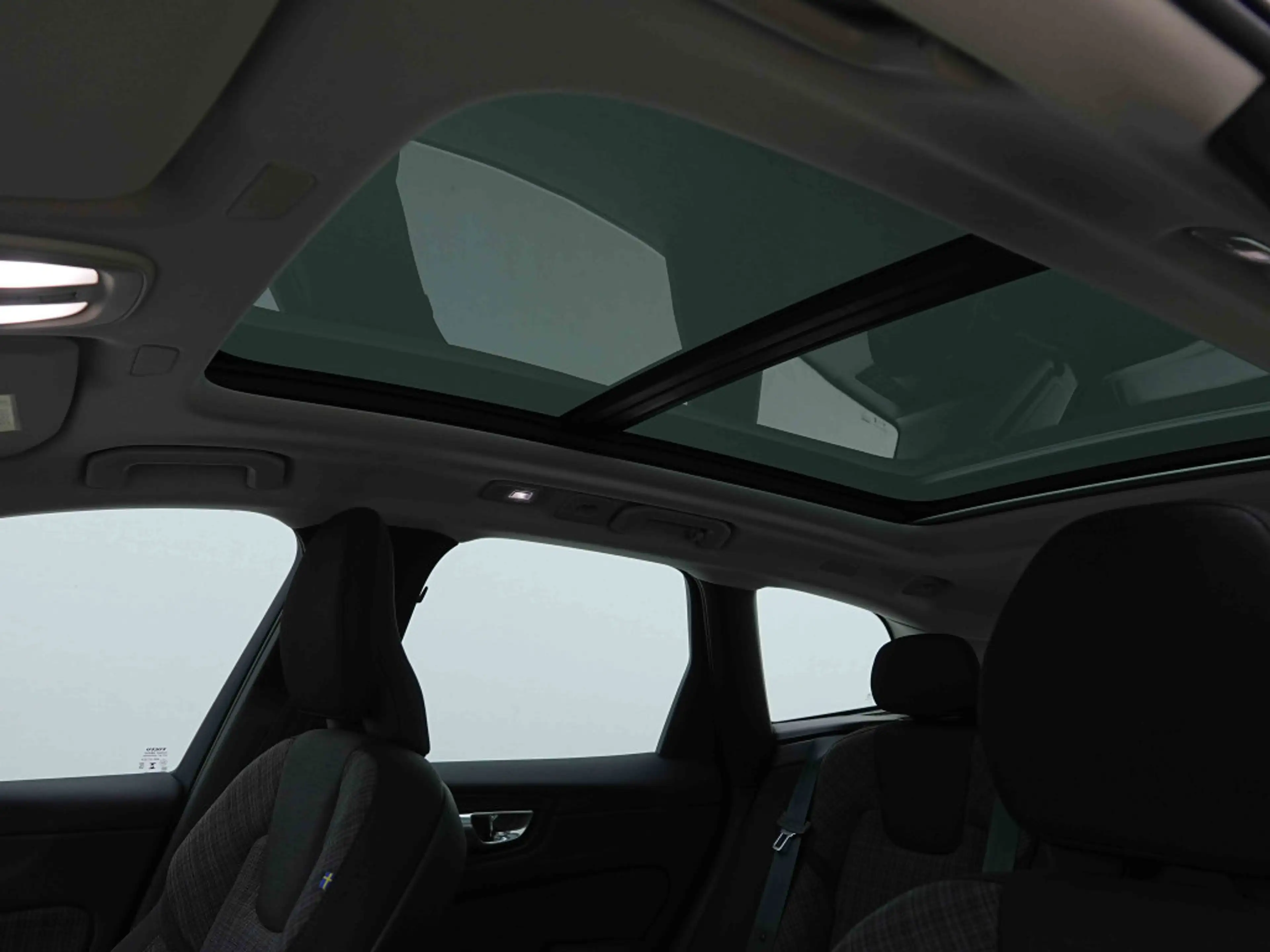 Volvo XC60 PHEV 349 AUT T6 AWD Core Bright | PANO | GPS | CAM | Heated Seats — photo 10