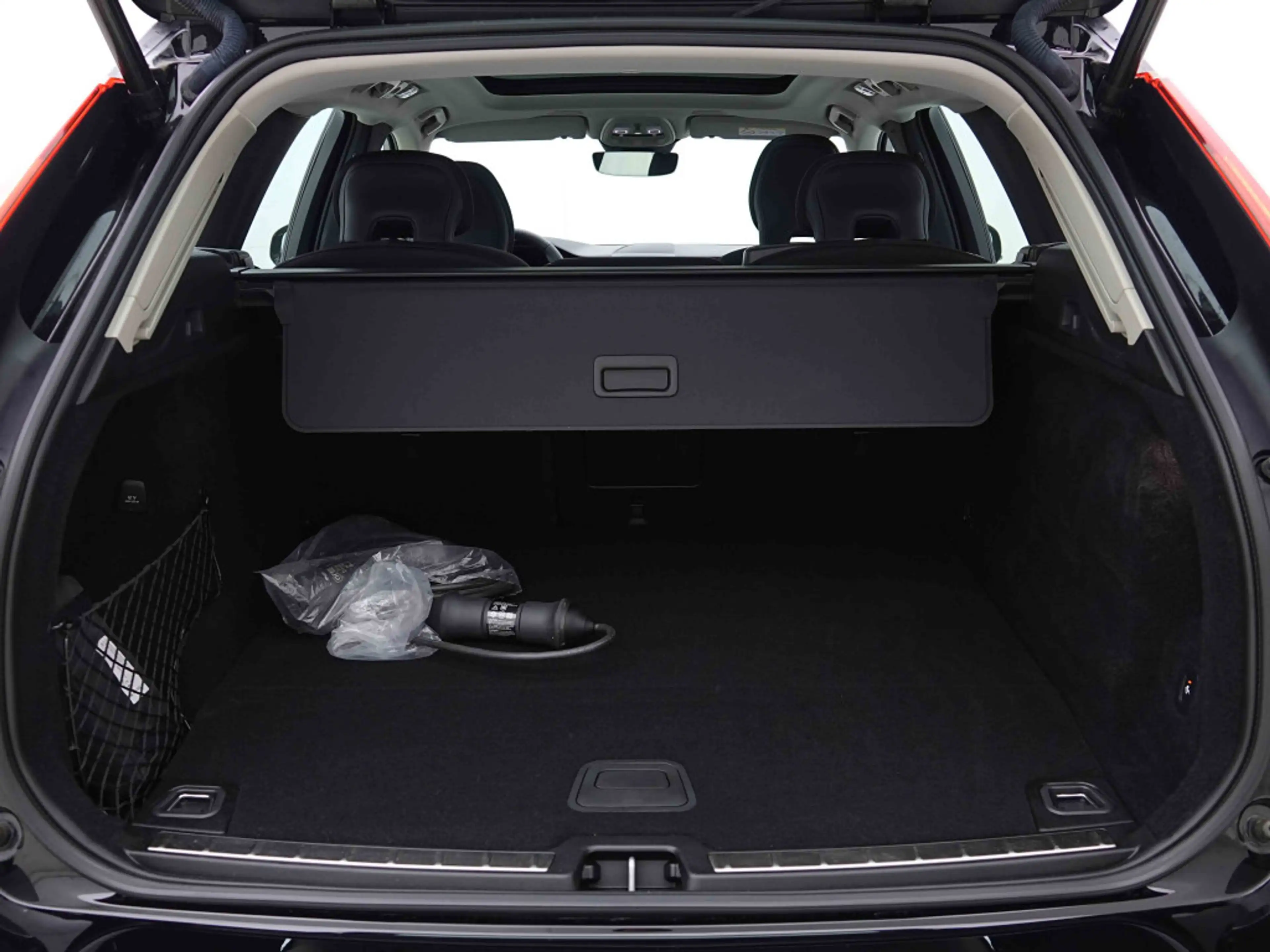 Volvo XC60 PHEV 349 AUT T6 AWD Core Bright | PANO | GPS | CAM | Heated Seats — photo 6