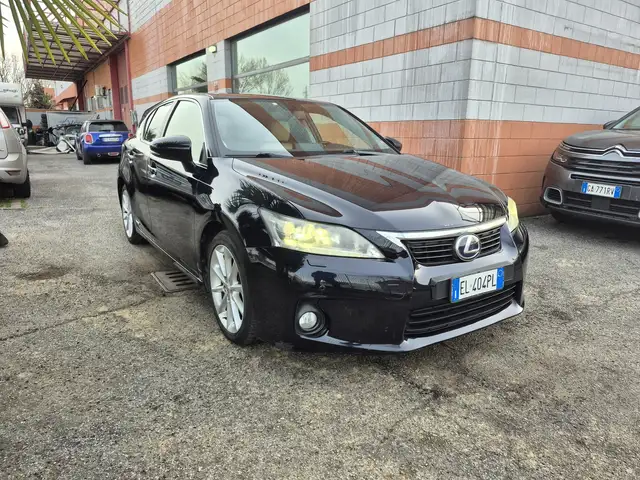 Lexus CT 200h