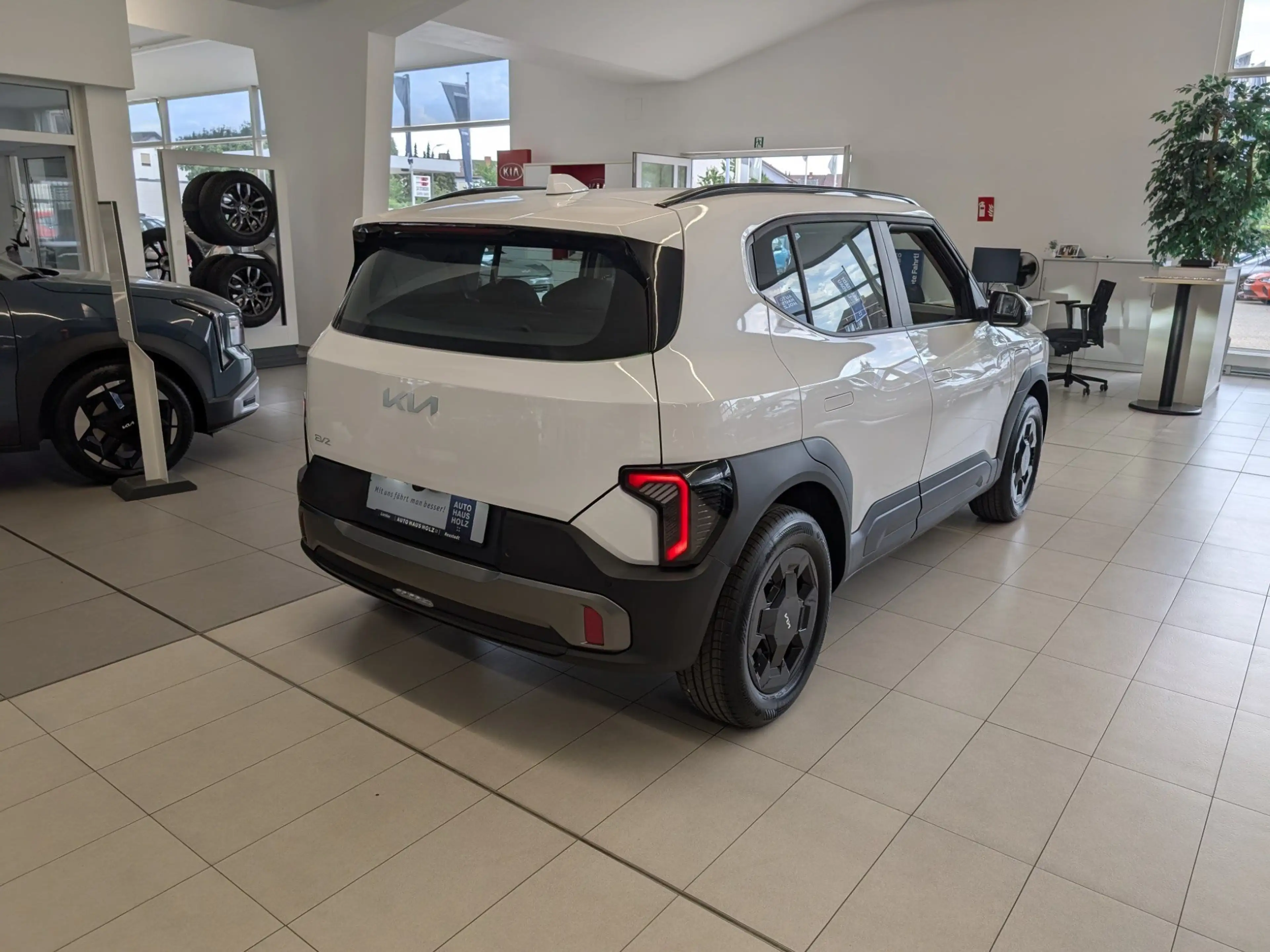 Kia EV2 42,2-kWh 5S Earth Winter-Connect — photo 4