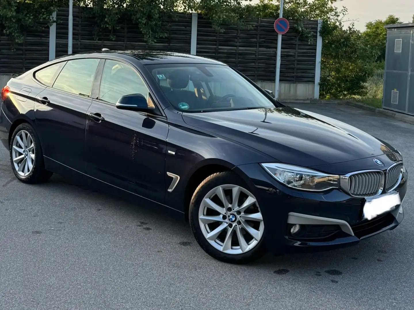 BMW 318 318d Gran Turismo Aut. Gran Turismo Blau - 1