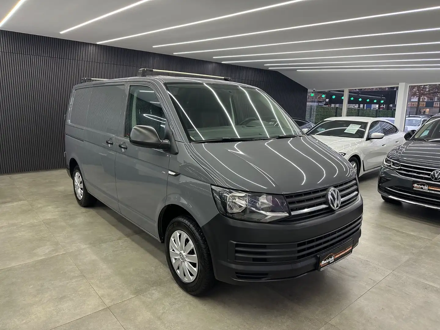 Volkswagen T6 Transporter T6 2.0 TDI Kasten*Klima*PDC*AHK*Bluetooth* Gris - 1