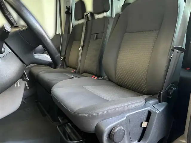 Ford Transit view 15